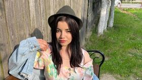 VIDEO Drama Ioanei, tânăra din Suceava care s-a sinucis la 18 ani, povestită de prieteni: „Mi-a spus că e sfâșiată, că nu mai poate”